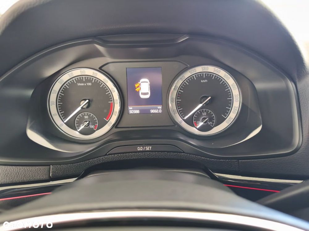 Skoda Karoq 2.0 TDI SCR 4x4 DSG Sportline - 22