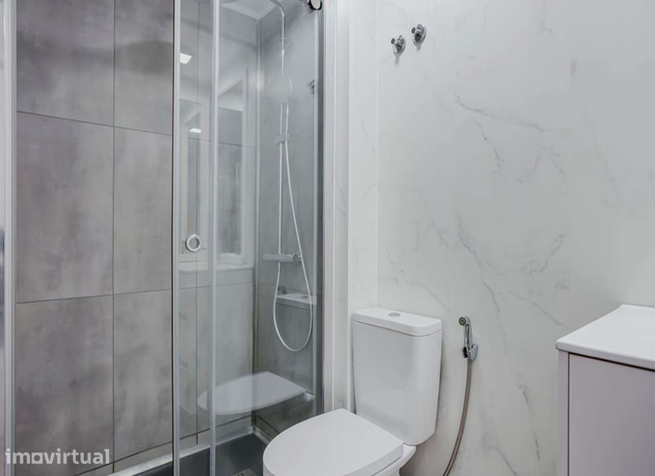 Apartamento T1 com varanda Areeiro, em Lisboa - Grande imagem: 3/13