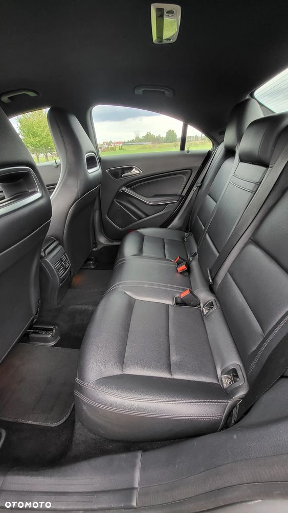 Mercedes-Benz CLA - 9