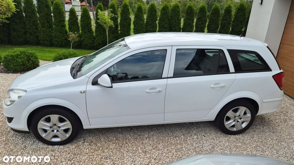Opel Astra 1.8 Innovation - 11
