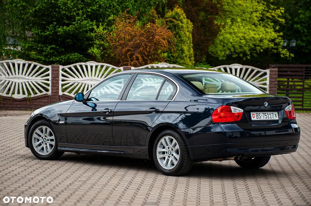 BMW Seria 3 - 11