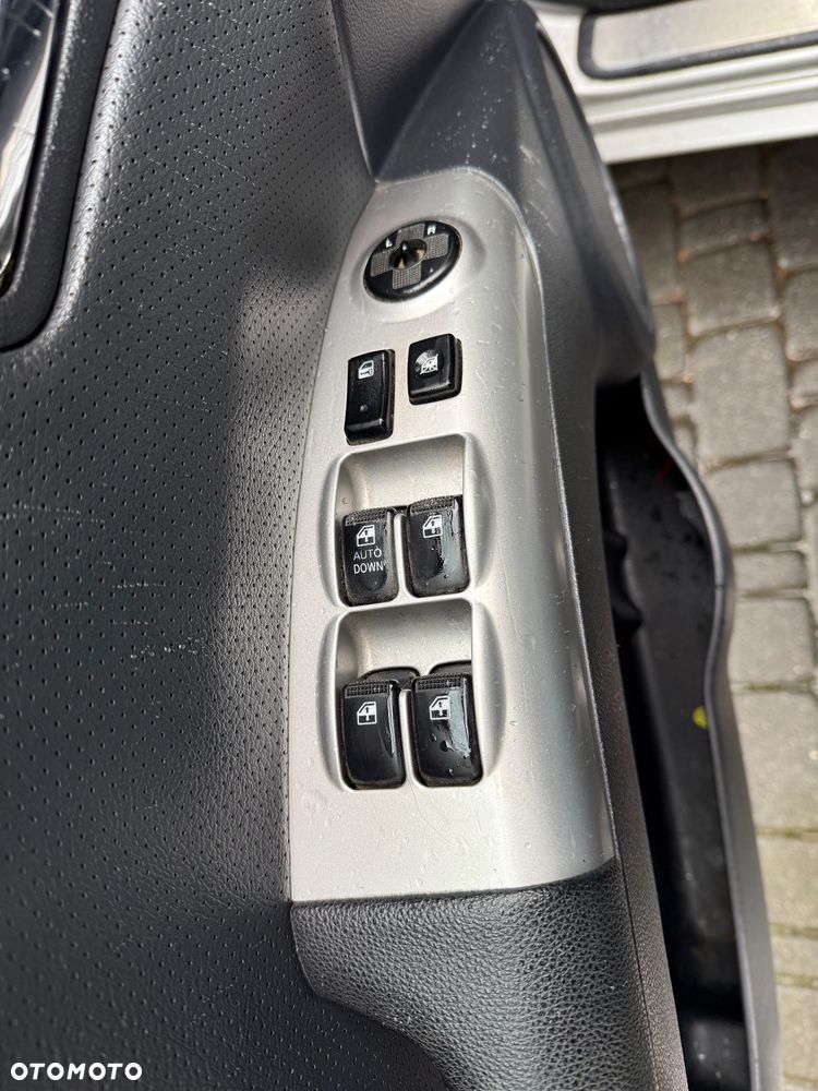 Kia Sportage 2.0 Expedition + - 18