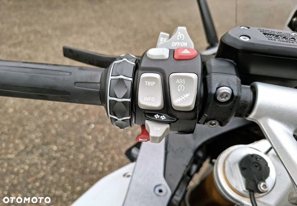 BMW RS - 17