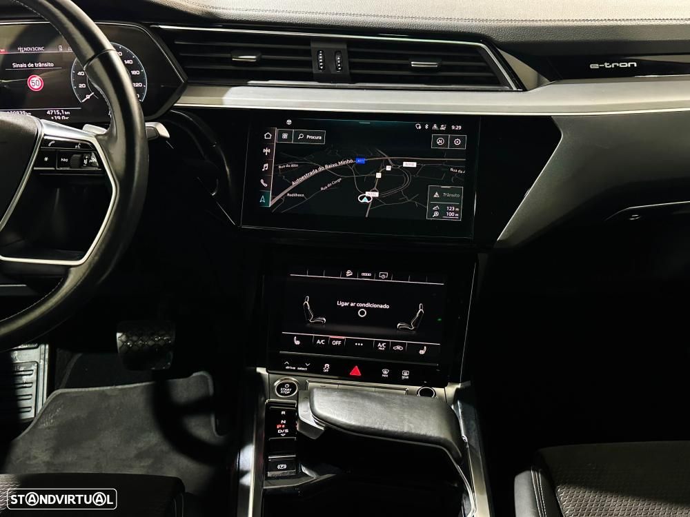 Audi e-tron Sportback 50 quattro S line - 23