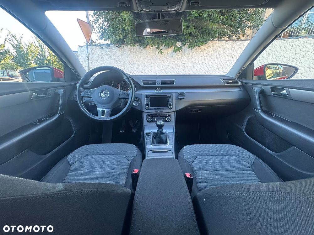 Volkswagen Passat 2.0 TDI BlueMotion Technology Comfortline - 7