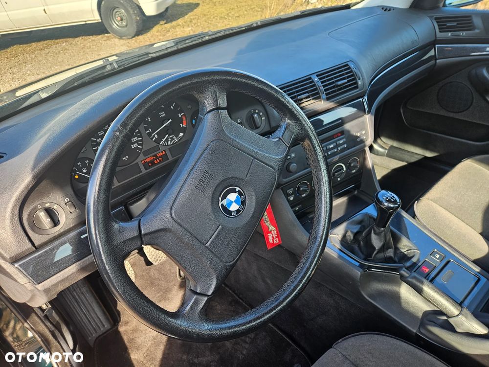 BMW Seria 5 - 15
