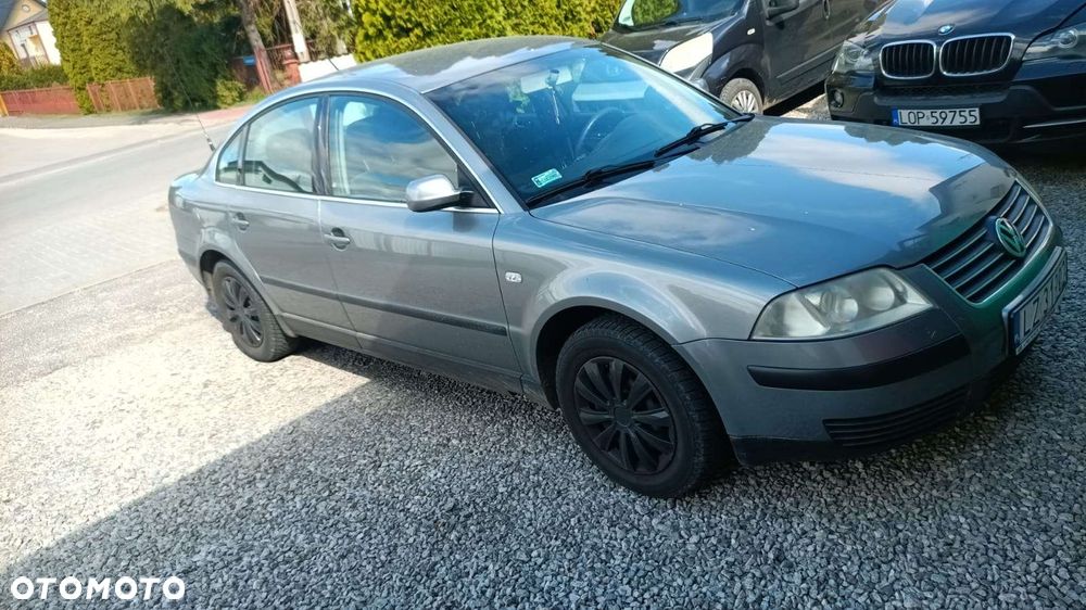 Volkswagen Passat 1.9 TDI Basis - 2