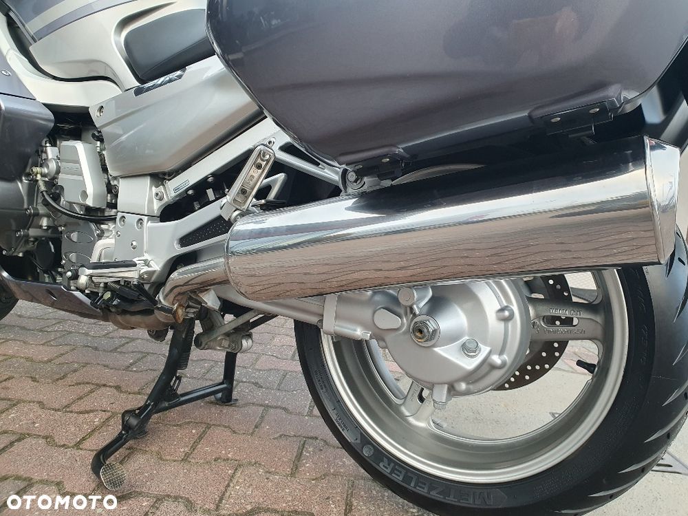 Yamaha FJR - 5