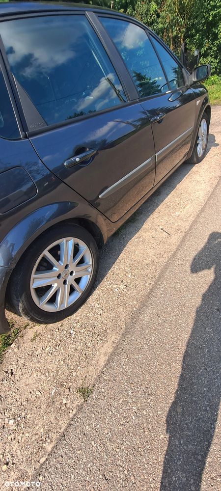 Renault Scenic 2.0 16V Luxe Privilege - 6