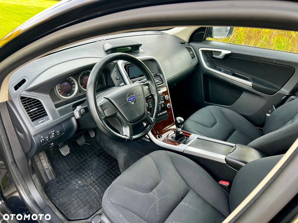 Volvo XC 60 D5 AWD - 7