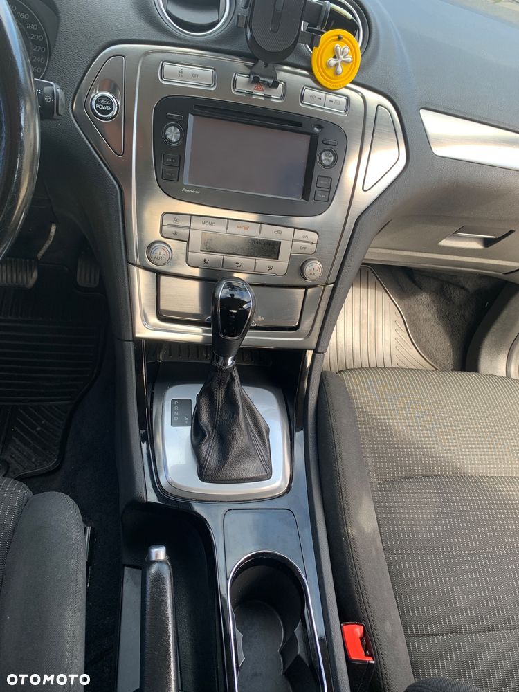 Ford Mondeo 2.0 T Titanium - 8