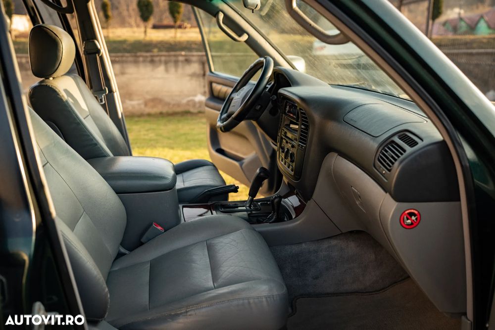 Toyota Land Cruiser 100 Automatik Executive - 12