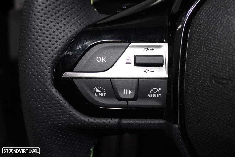 Peugeot E-408 58 kWh GT - 15