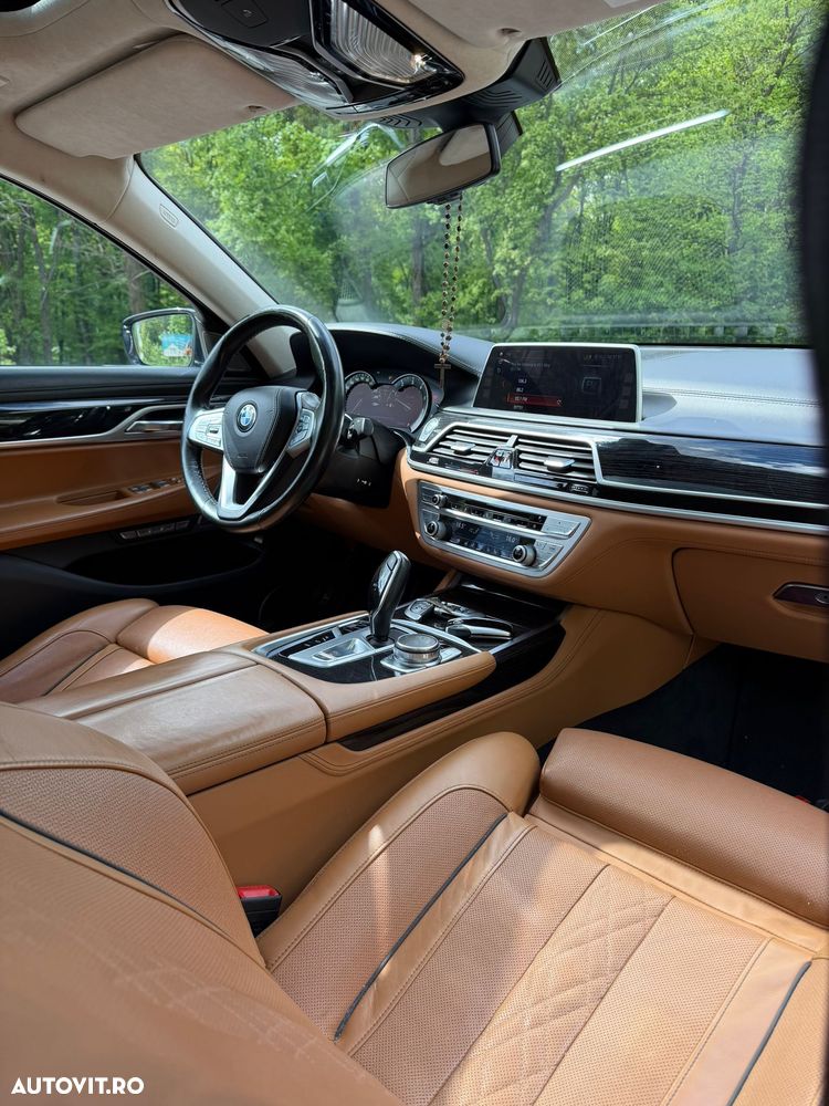 BMW Seria 7 750Li xDrive - 5
