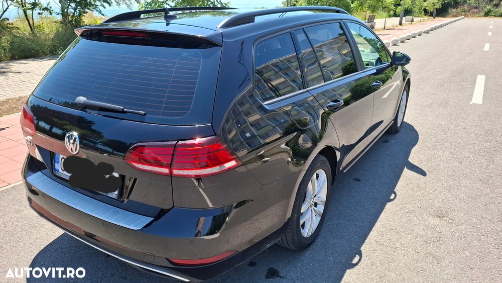 VOLKSWAGEN Golf 2019 — imagine 3
