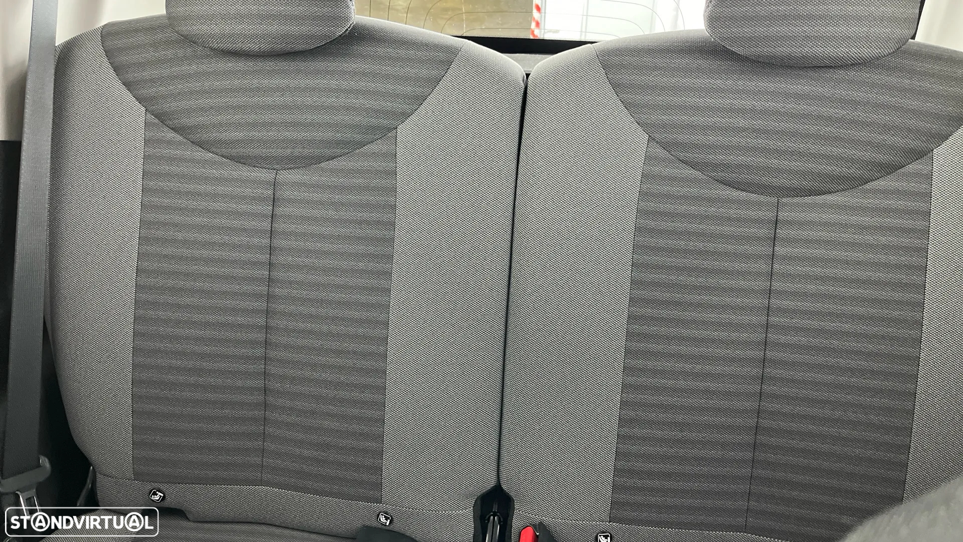 Toyota Aygo 1.0 X-Play+X-Touch - 19