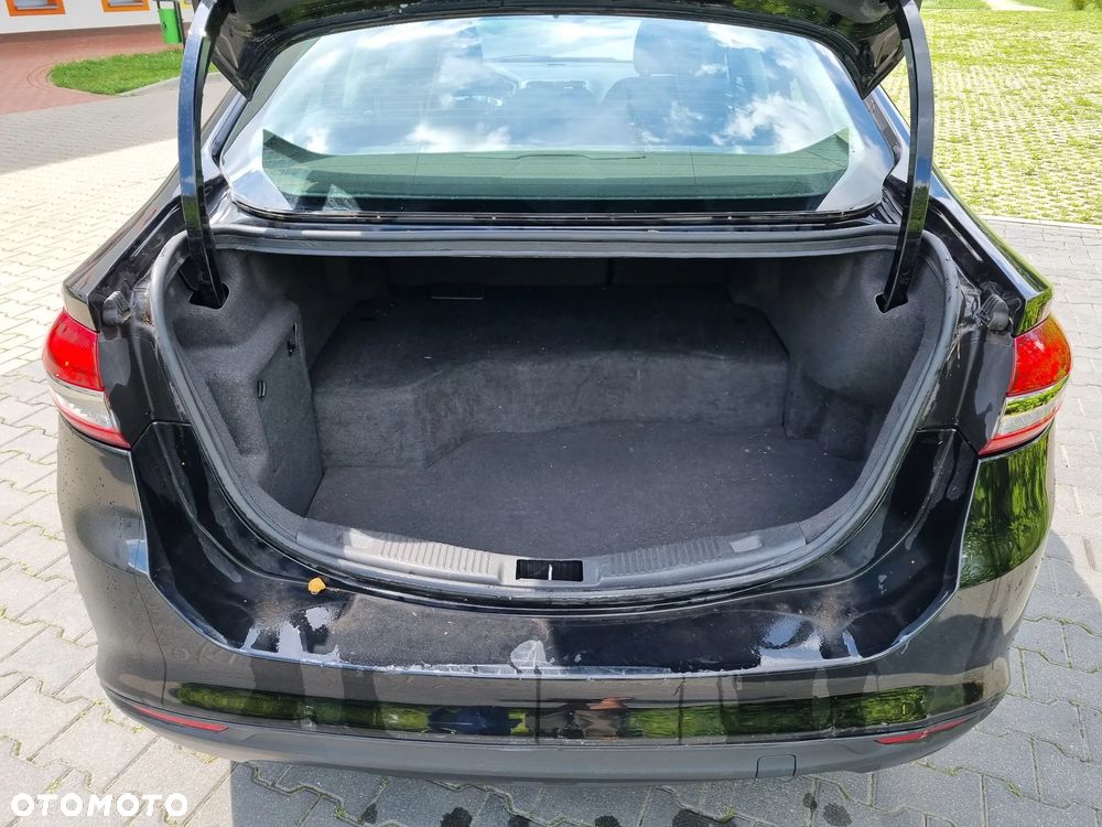 Ford Mondeo 2.0 Hybrid Trend - 12