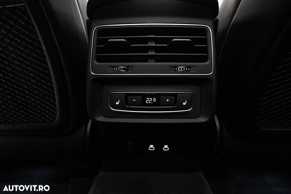 Audi Q8 55 TFSI e quattro Tiptronic PHEV - 32