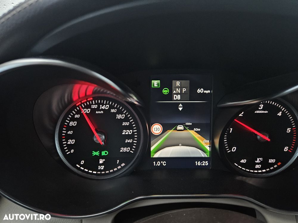 Mercedes-Benz GLC 250 d 4MATIC - 31