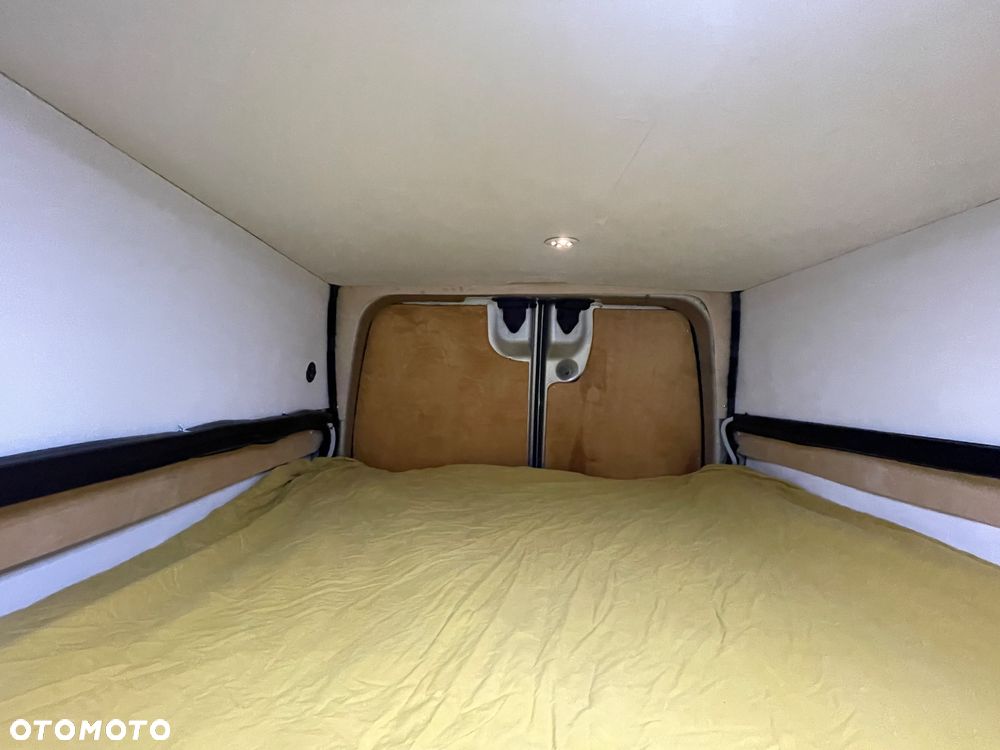Opel Vivaro - 13