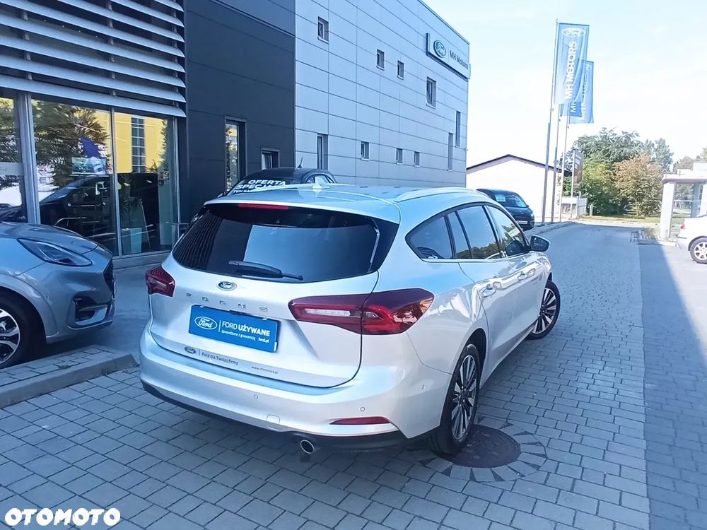 Ford Focus 1.0 EcoBoost Titanium Design - 3