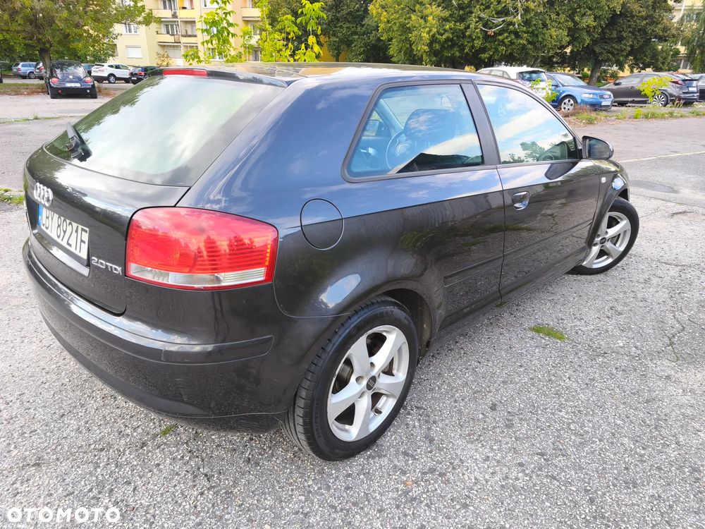 Audi A3 3-drzwiowe 2.0 TDI DPF Ambition - 3