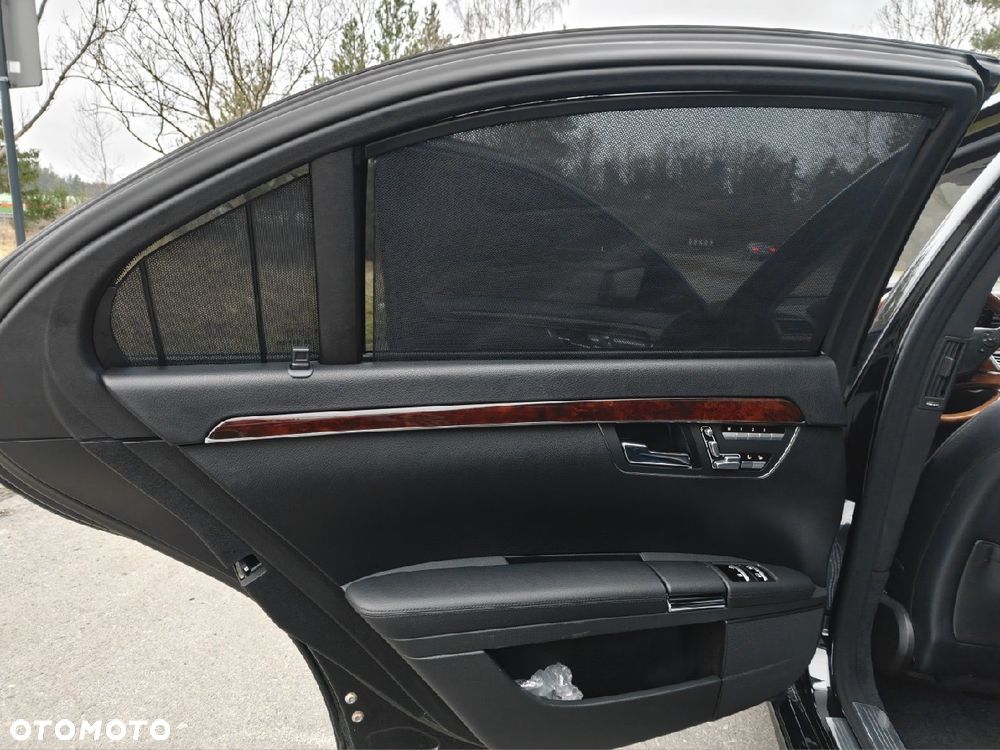 Mercedes-Benz Klasa S 500 L 4Matic 7G-TRONIC - 30