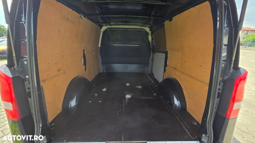 Mercedes-Benz Vito - 36