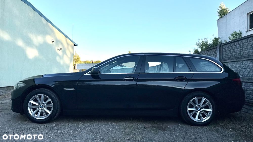 BMW Seria 5 520d - 33