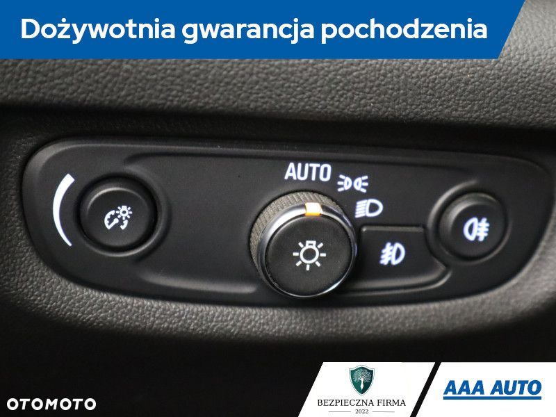 Opel Insignia - 21
