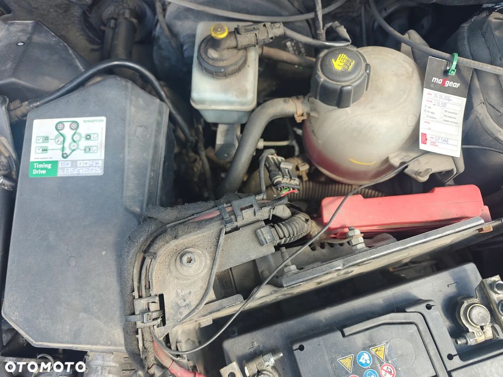 Dacia Duster 1.6 - 10