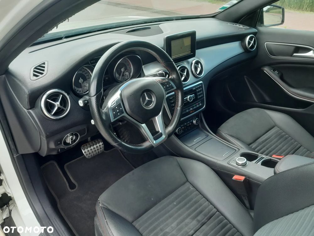 Mercedes-Benz GLA 200 (CDI) d 4-Matic - 14
