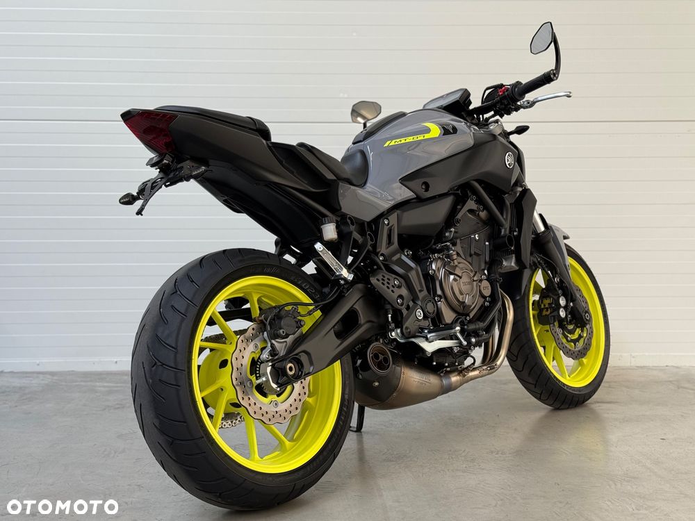 Yamaha MT - 4