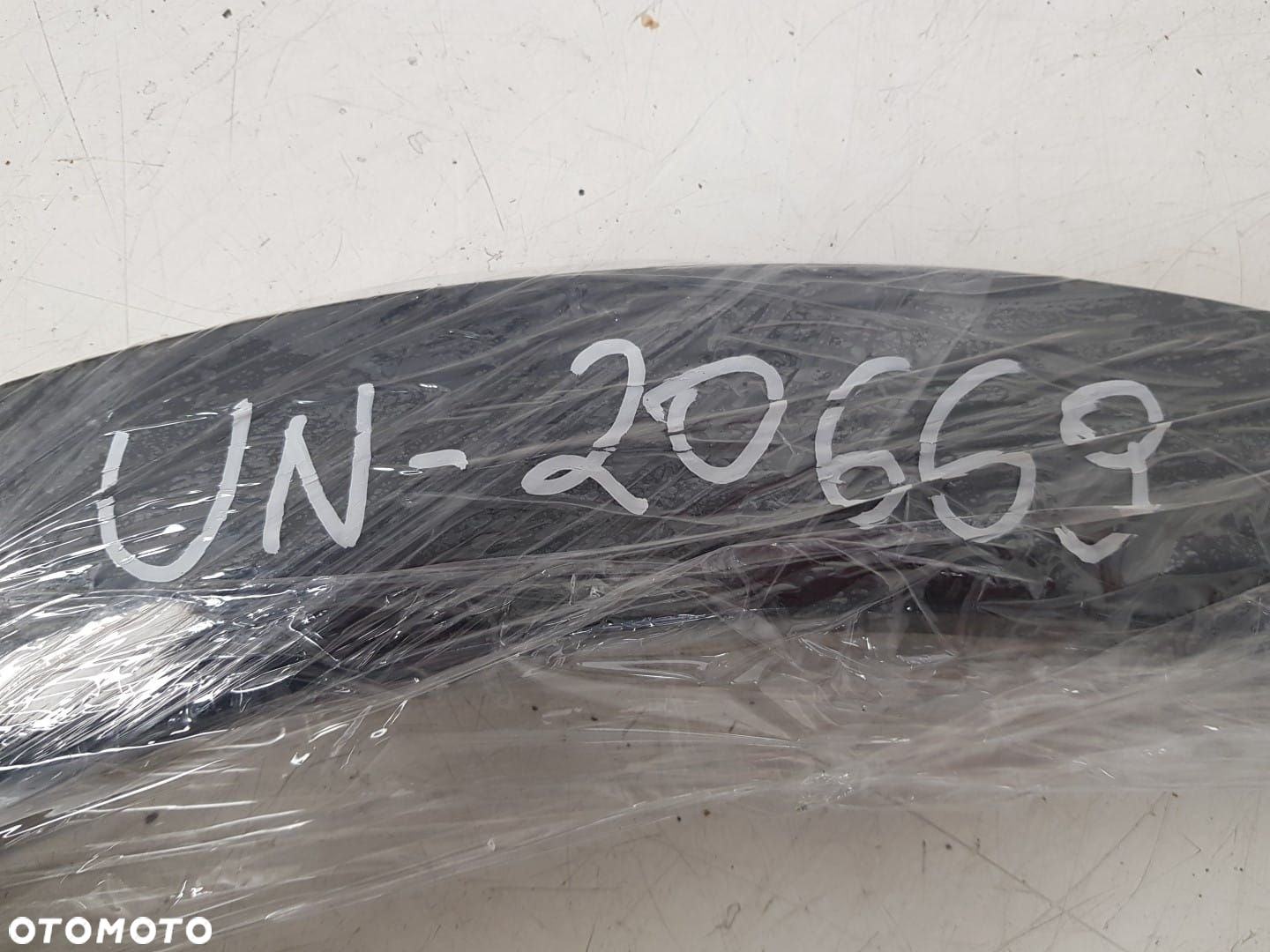 LISTWA BŁOTNIKA  AUDI AUDI E-TRON ETRON 19-24r PRAWA PRZÓD PRZEDNIA 4KE853718  4KE853718A - 5