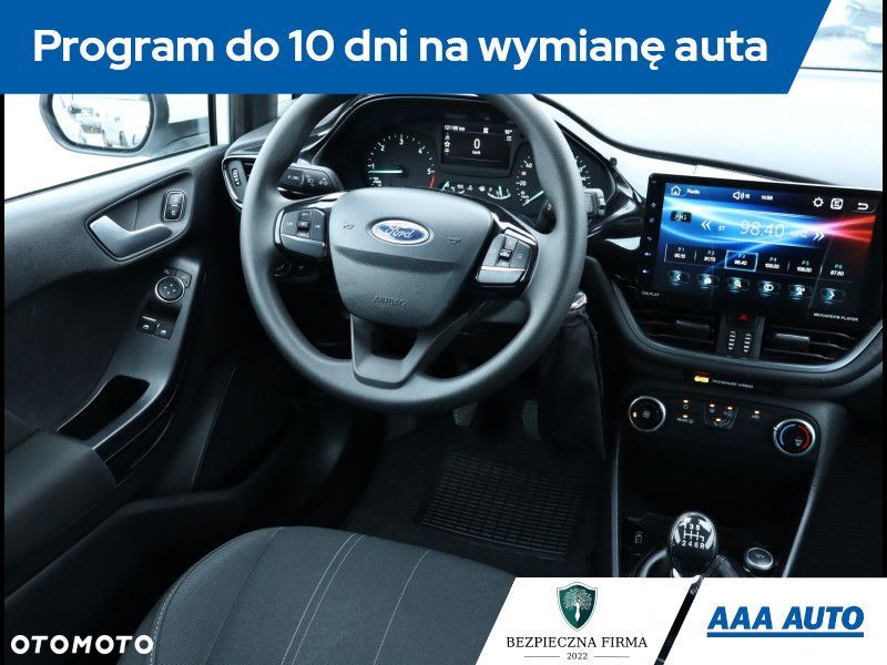 Ford Fiesta - 8