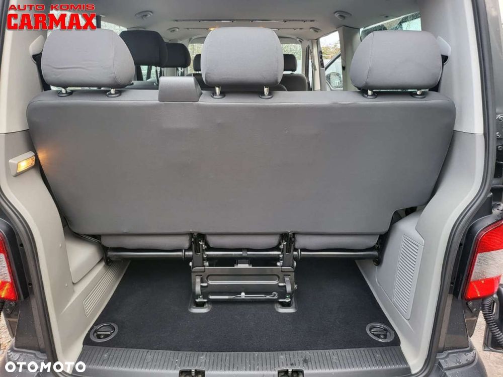 Volkswagen Caravelle - 20