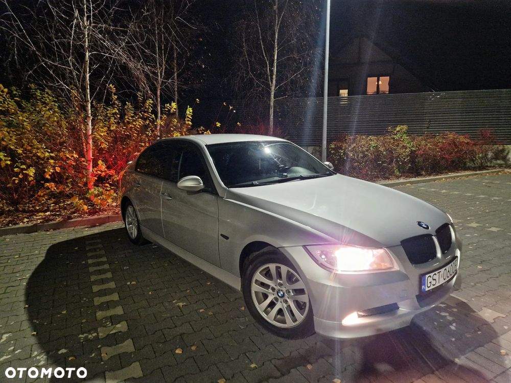 BMW Seria 3 318i Edition Sport - 35