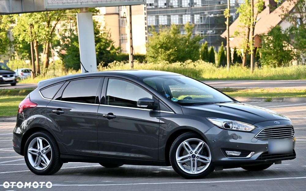 Ford Focus 1.5 EcoBoost Titanium - 8