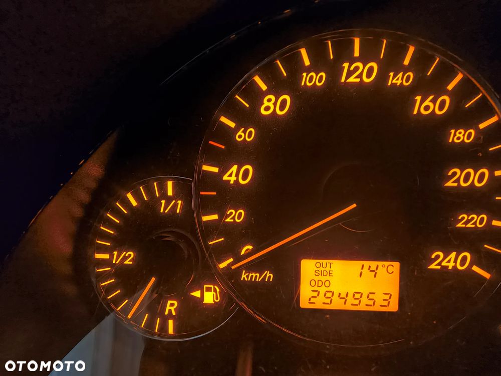 Toyota Avensis 2.0 D-4D Combi - 13