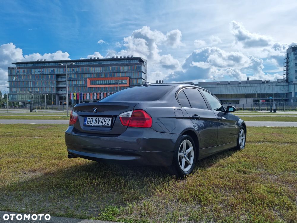 BMW Seria 3 320d DPF - 4