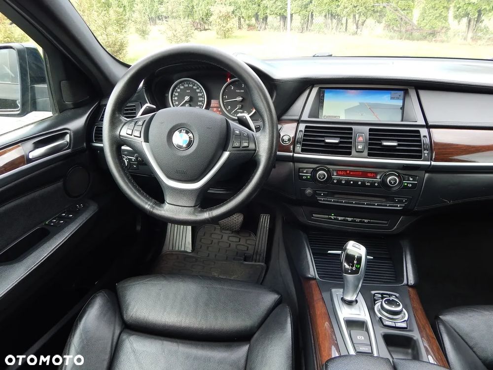 BMW X6 xDrive30d - 9