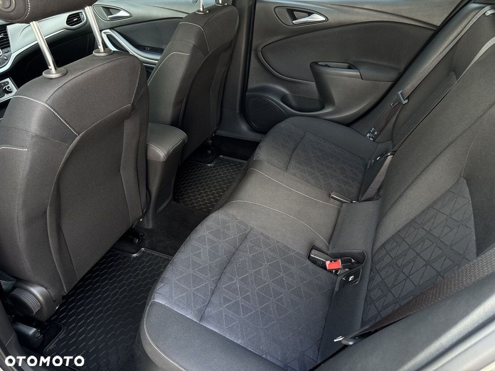 Opel Astra 1.4 T 120 Lat S&S - 12