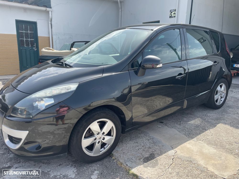 Renault Scénic 1.5 dCi Dynamique S - 1