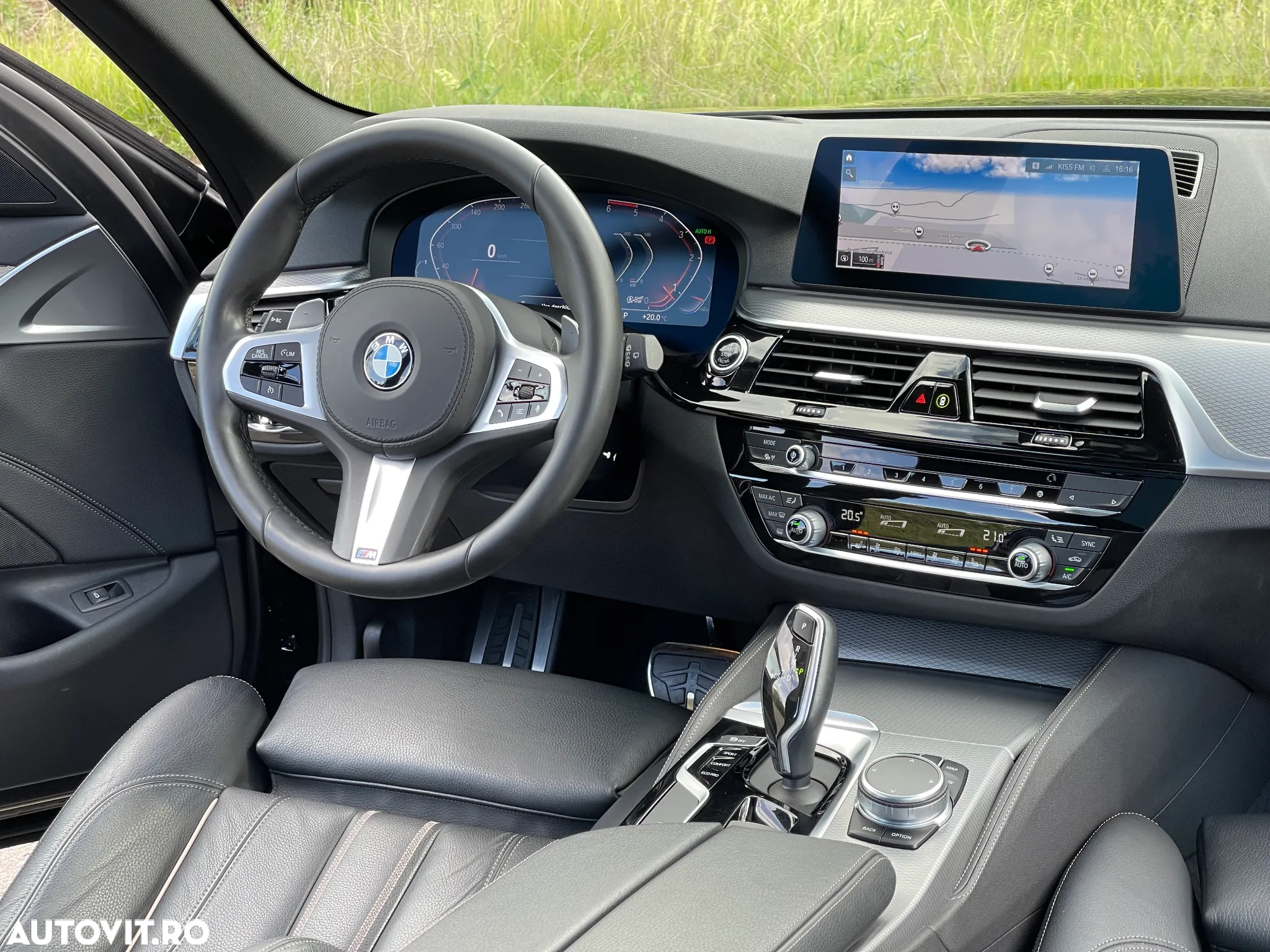 BMW Seria 5 520d Touring Aut. M Sport Edition - 9