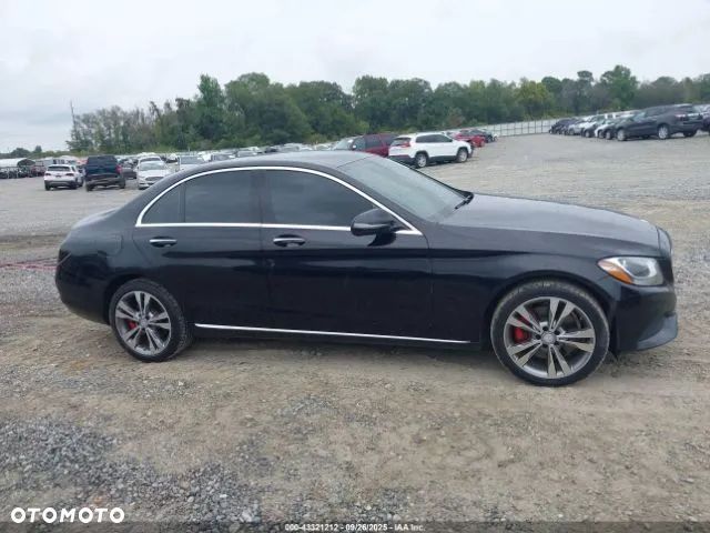 Mercedes-Benz Klasa C 300 7G-TRONIC - 10