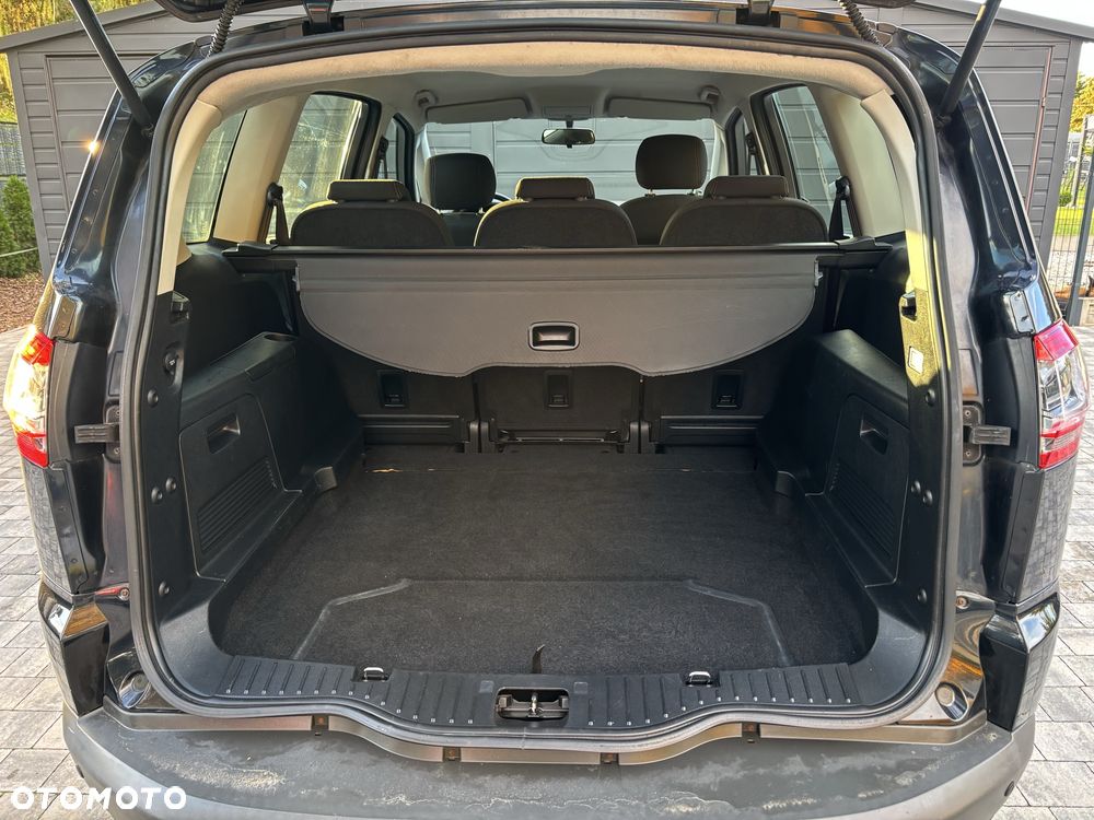 Ford S-Max - 7