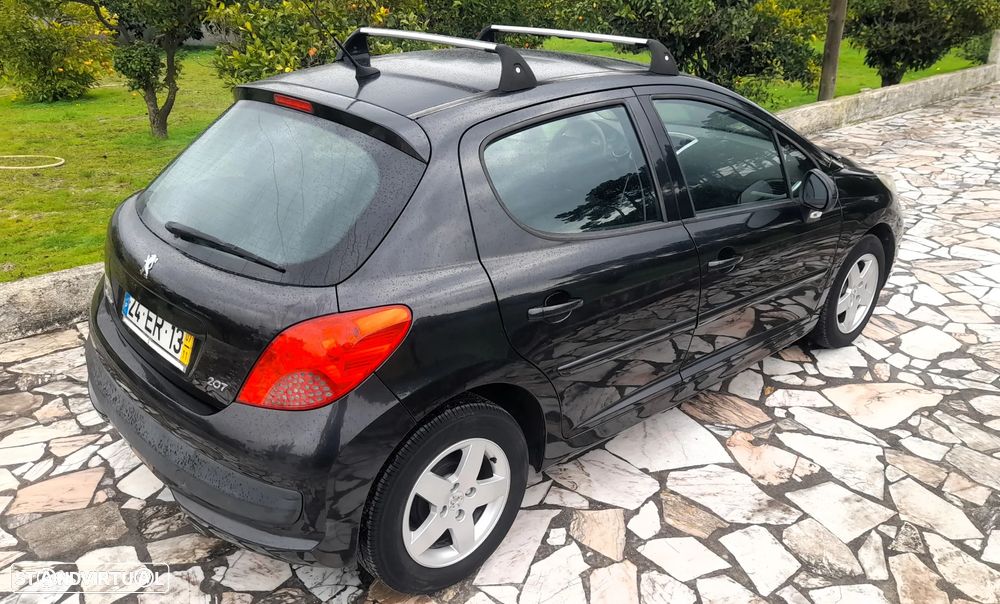 Peugeot 207 1.4 16V Trendy - 8