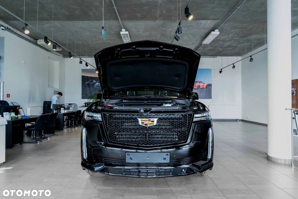 Cadillac Escalade - 13