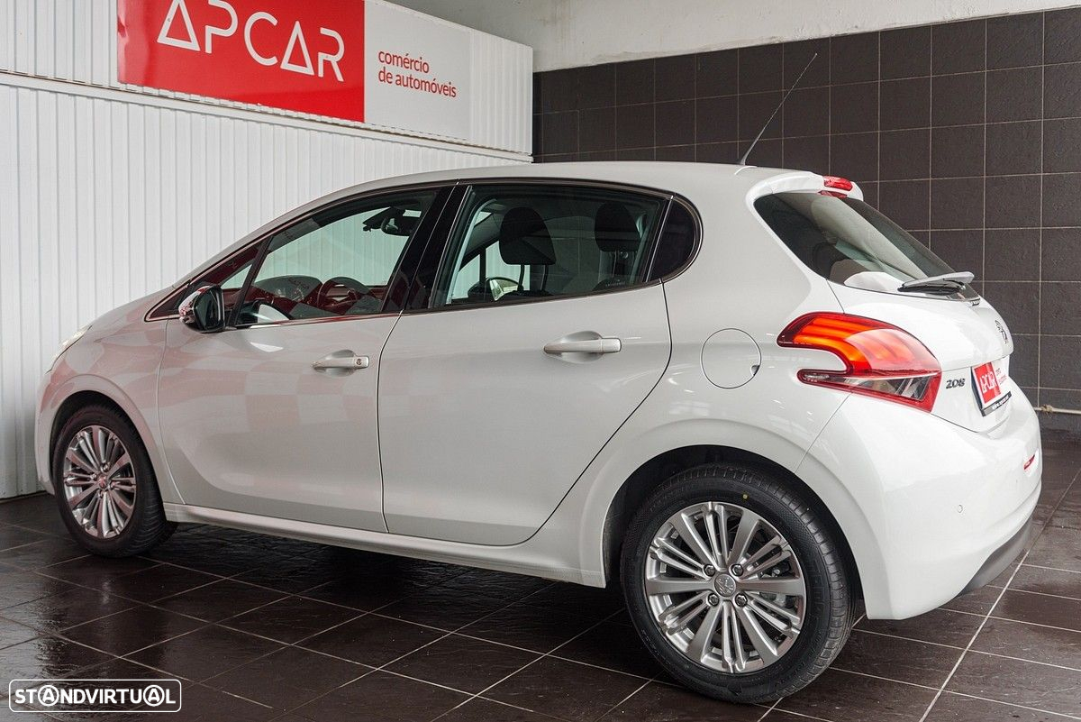 Peugeot 208 1.2 PureTech Allure - 50