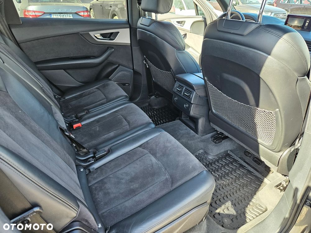 Audi Q7 - 14